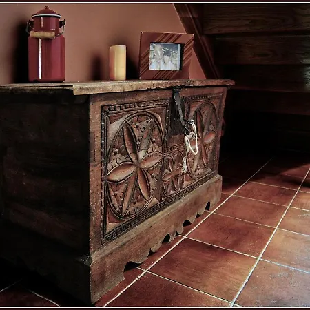 Nyaraló Zelai-eder *